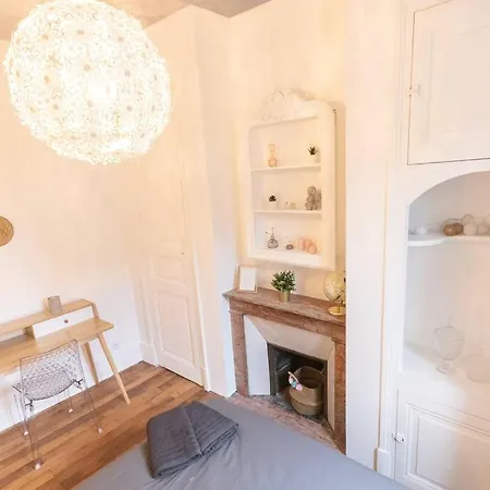 Immeuble L'aristocrate - Le Nuage - Bd Carnot アパート *