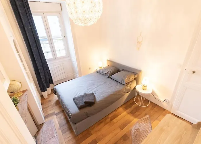 Immeuble L'aristocrate - Le Nuage - Bd Carnot * 昂热